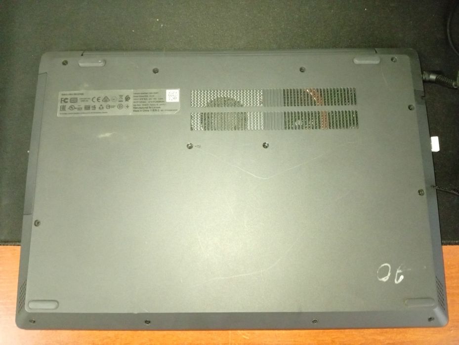 Продам обмен ноутбук ryzen 7 3700u