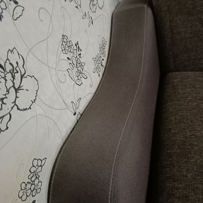 Продам хороший диван