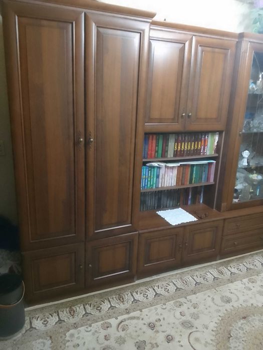 Продам стенку 4 шкафа