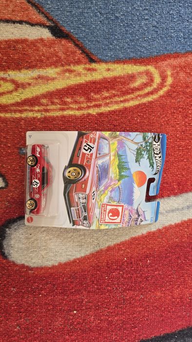 Hot wheels и Matchbox колички