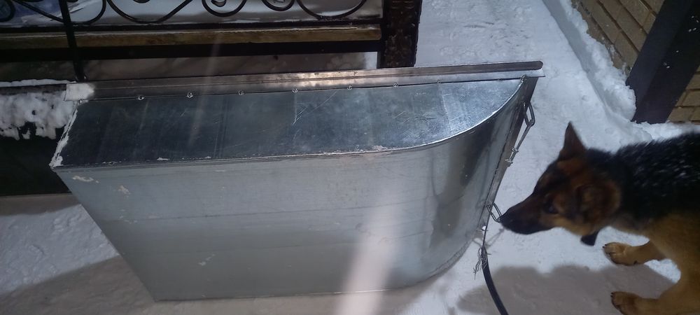 Корыта для снега.