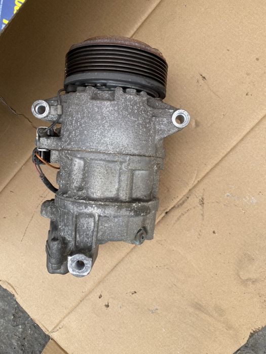 Compresor  Ac bmw e90 e91 e92 e87 e81  2.0i 1.8i  n43b20a cod 9182794
