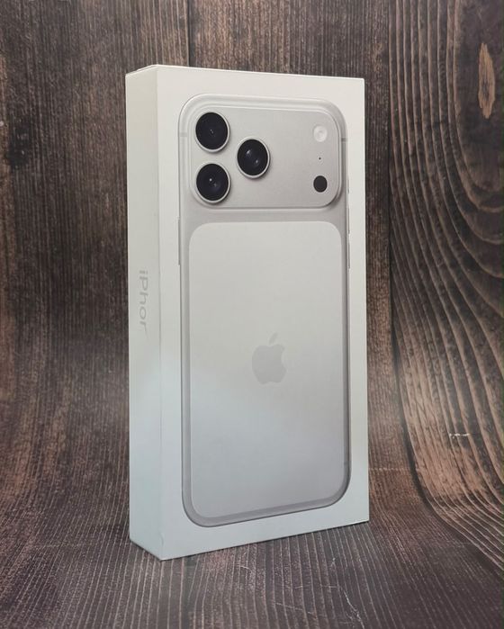 Новый запакованный Iphone 17 Pro max 256gb ,год гарантии айфон
