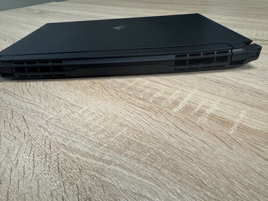 Ноутбук Aorus SE4