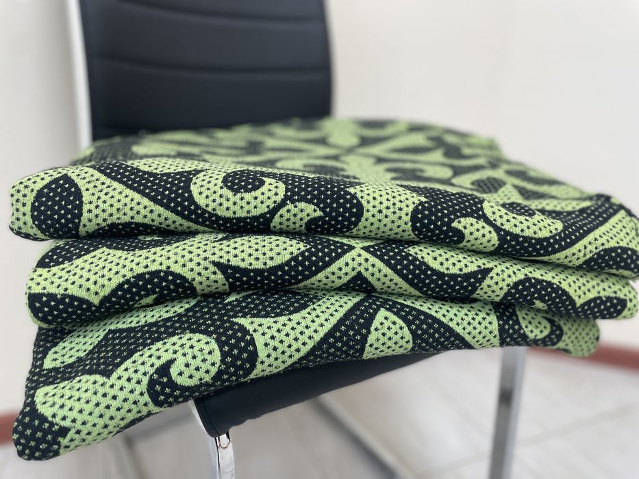 Продаются летние одеяла, размер 140×220 см.