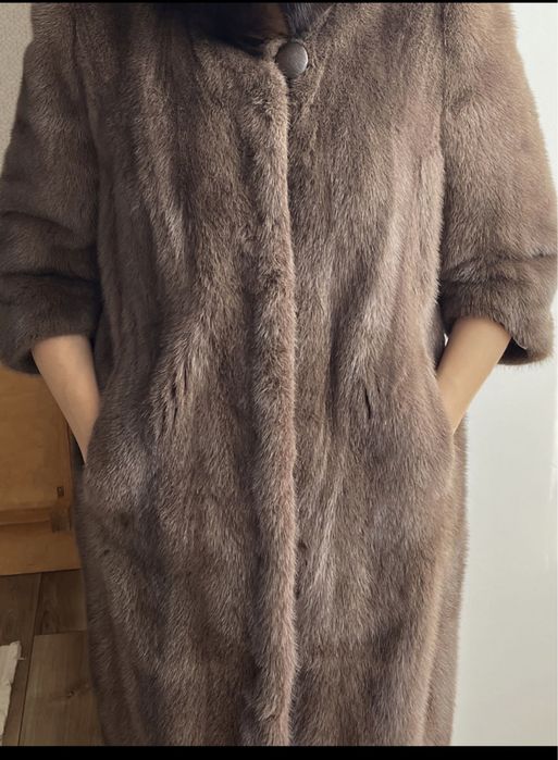 Продам норковую шубу