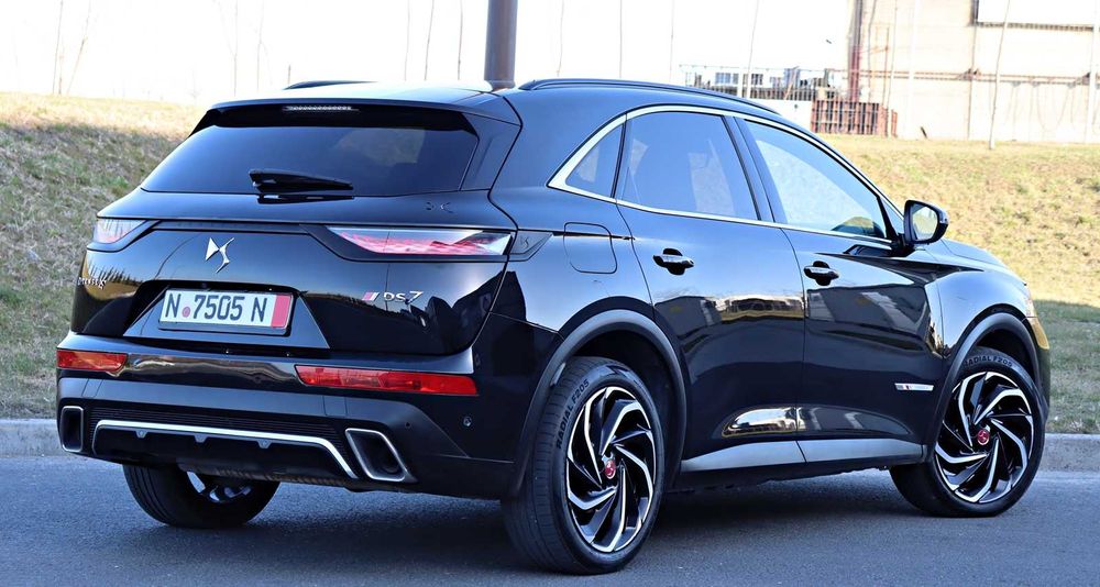 DS 7 Crossback / 2021 /300 CP/ 4X4 /HYBRID / Lane/Side/Distronic/Focal