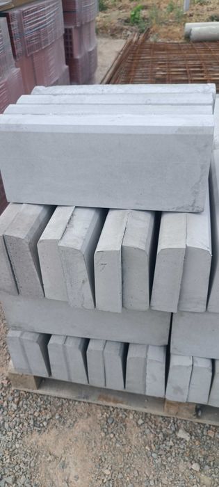 Бетонни изделия - халки, стълбове, парконелементи