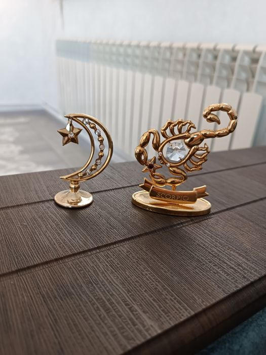 Сувениры по 1 000 тг.