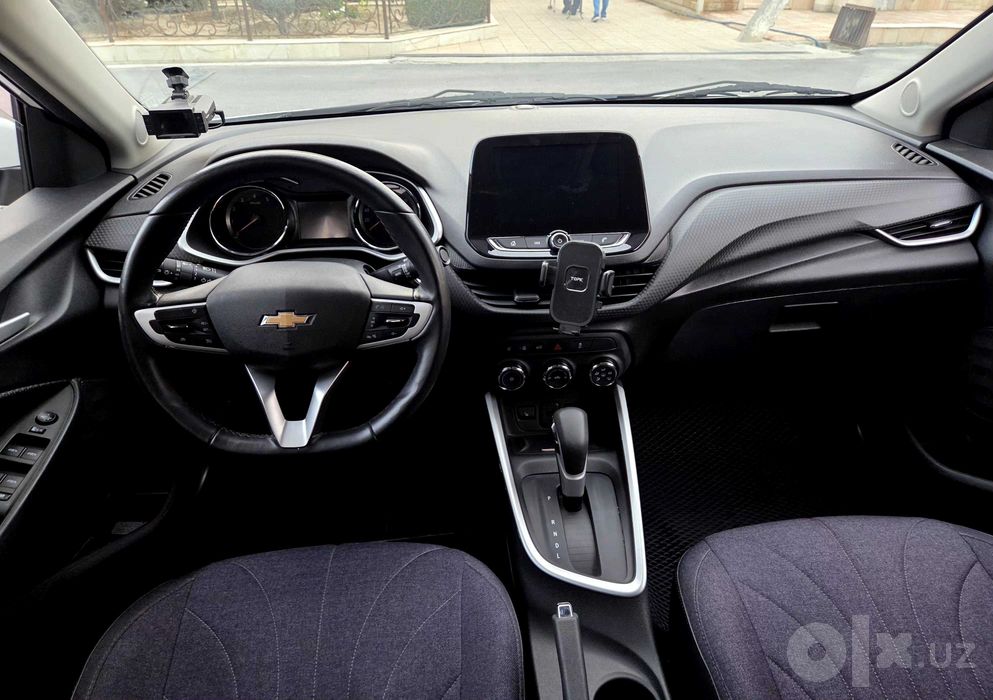 Chevrolet onix 2025
