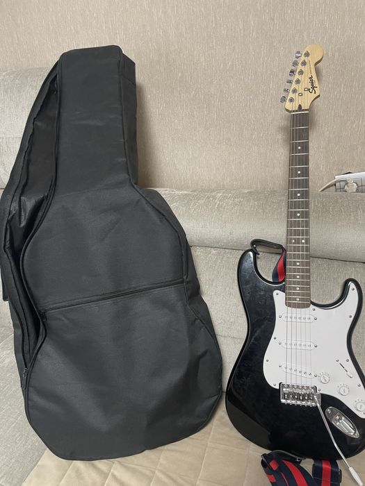 Электрогитара