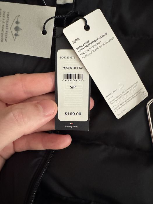 Новая женская куртка tommy hilfiger