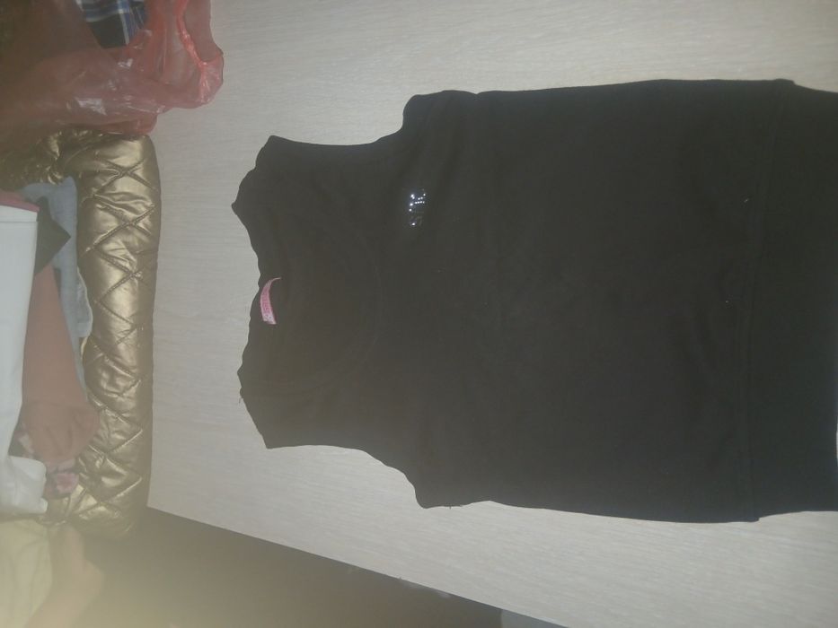 Отдам даром дет вещи