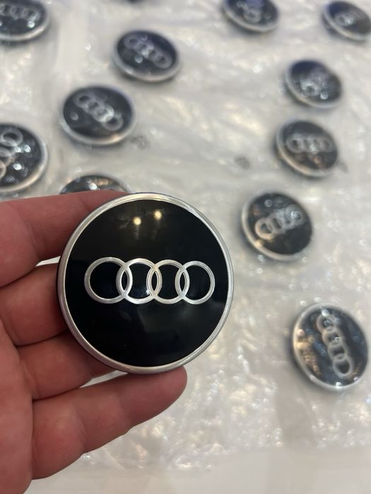 AUDI оригинални капачки 4 бр.