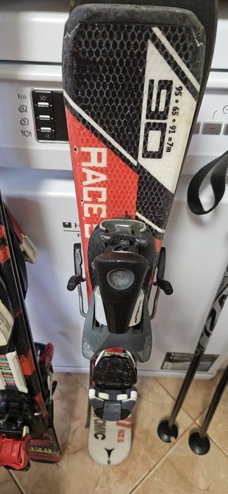 Ски, ски обувки и щеки