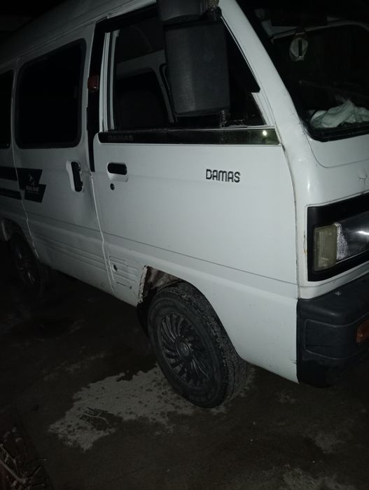 Damas sotladi 1999 yil