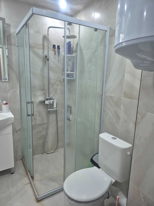 Продава се Тристаен апартамент в Шумен, Боян Българанов 1 - 80 кв.м за 1141 €/кв.м - Снимка #20