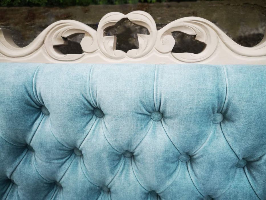 Канапе в класически стил - капитонирано