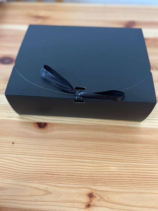 Cutie cadou Valentine’s Day – Love Box Essential / Signature / Royal