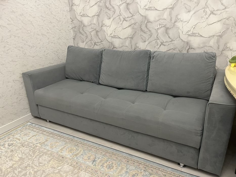 Диван, в очень хорошем состоянии