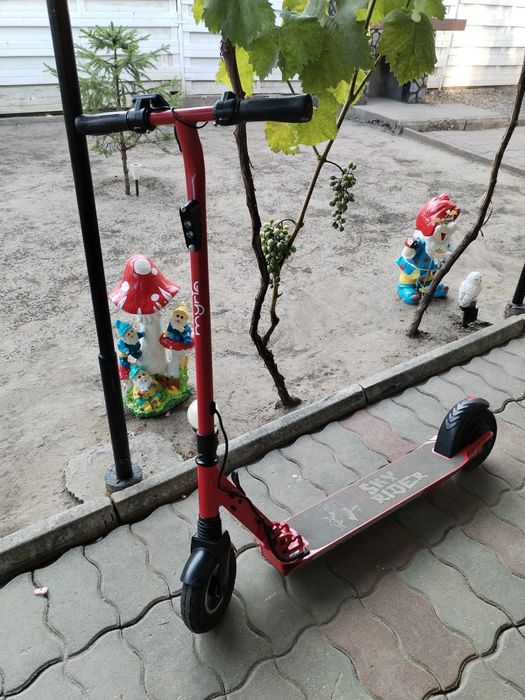 Trotinetă electrică