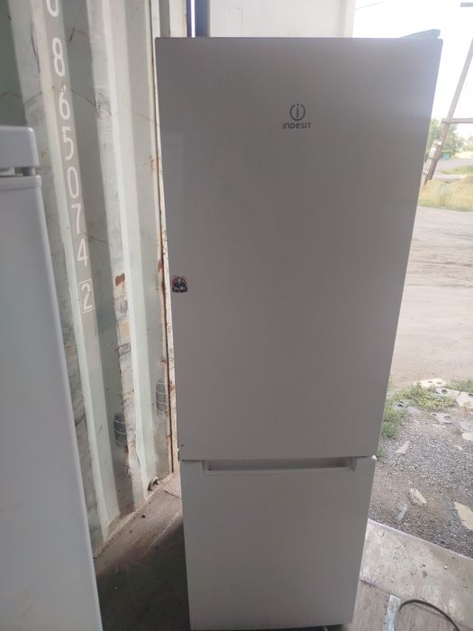 Холодильник полностью рабочий