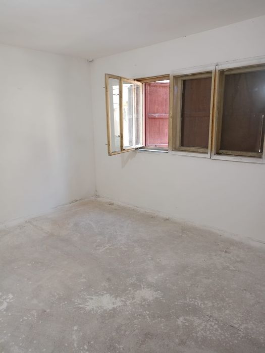 Apartament de vânzare.