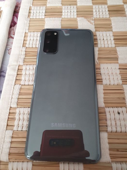 Телефон Samsung Galaxy S20 5G