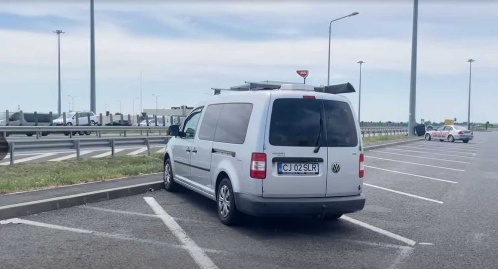 Micro camper van Volkswagen Caddy Maxi