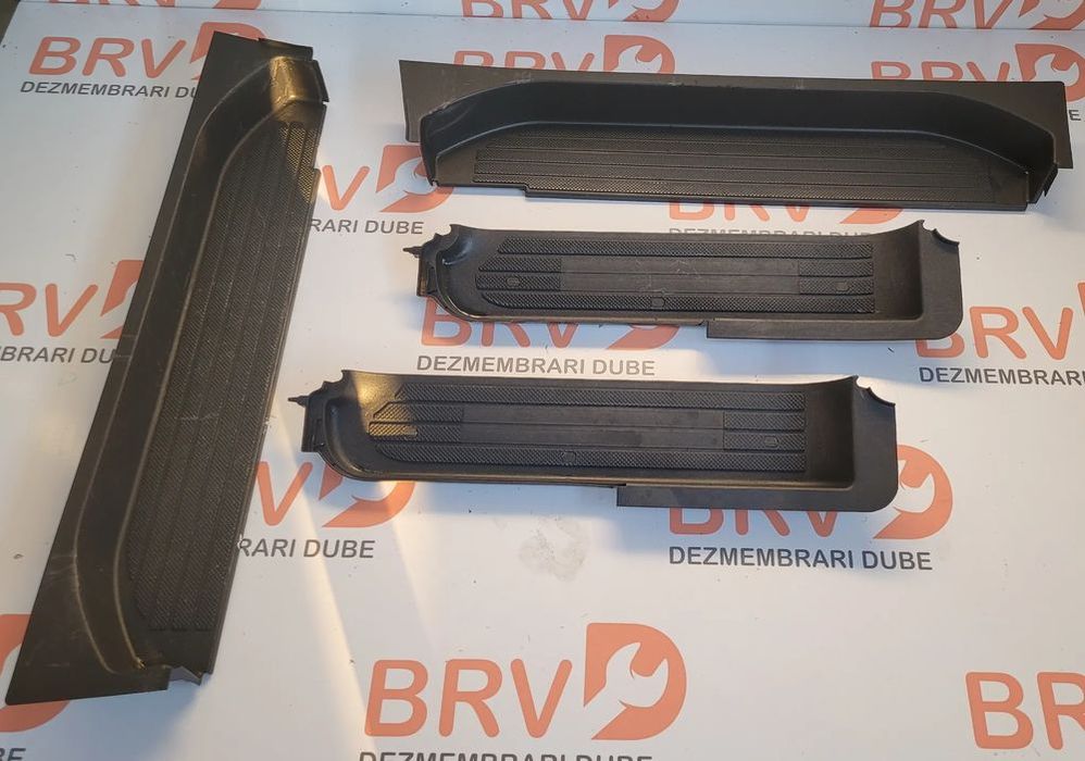 Scarita fata dr / st / culisanta pentru Mercedes Vito 639 Euro 5 2012