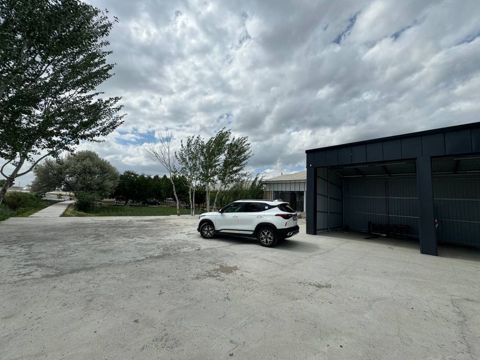 Офис ва хостел ижарага берилади холати ало даражада