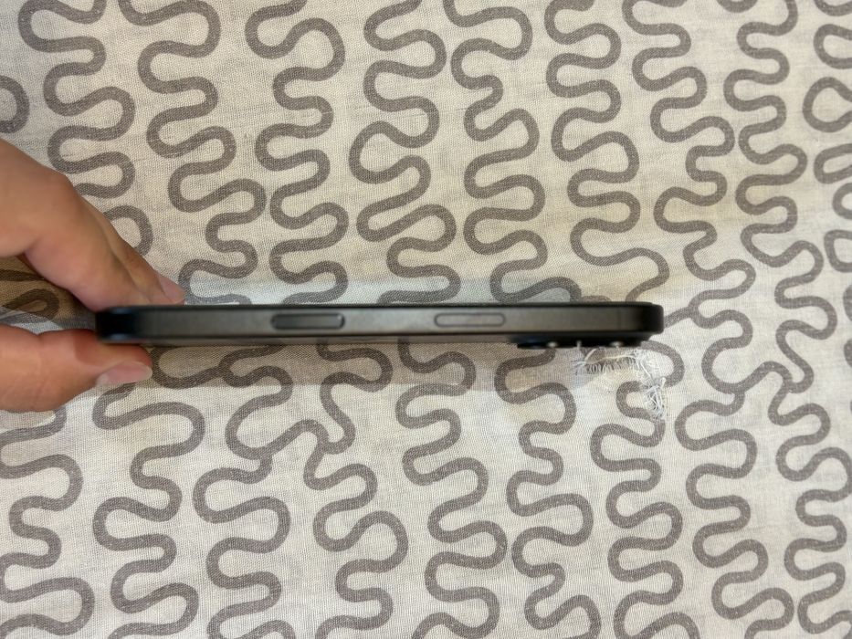 Iphone 16 за части