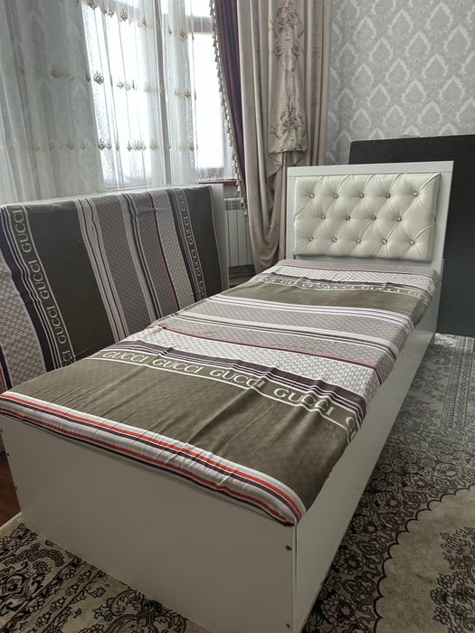 Диван спальный 2 штук