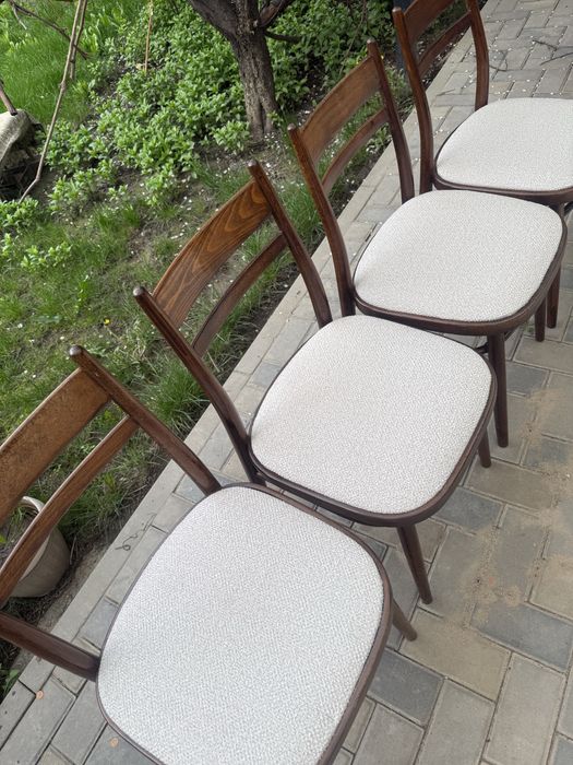 Стулья 4 штуки по 7500