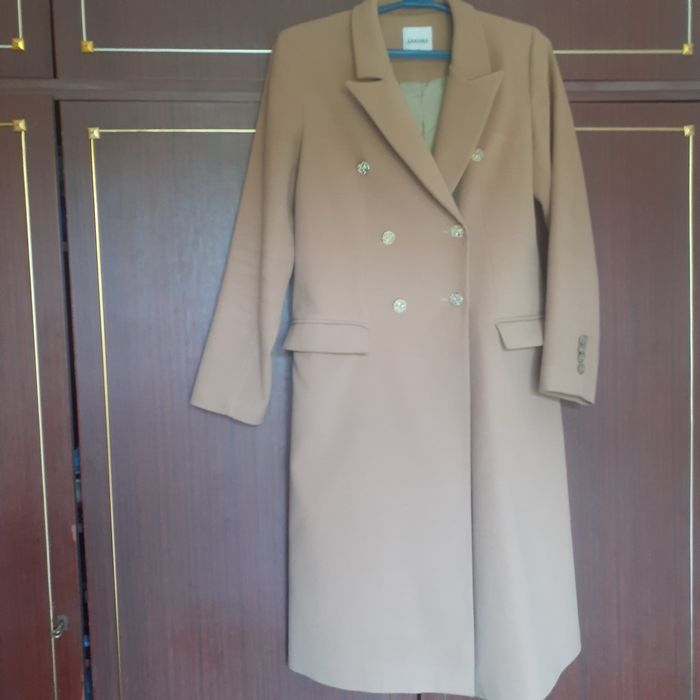 Продам женское пальто