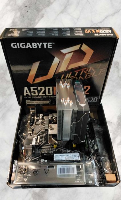 KIT Ryzen 5600 4.4 Ghz, Placa Gigabyte A520M, 16GB DDR4, NVme 512