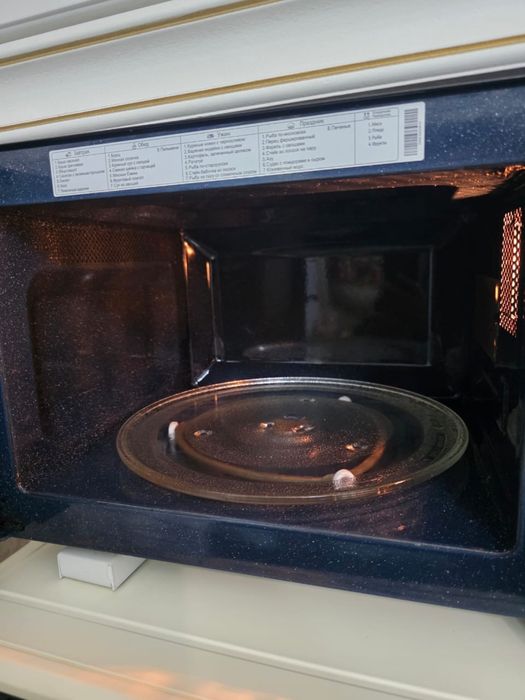 Продам микроволновую печь