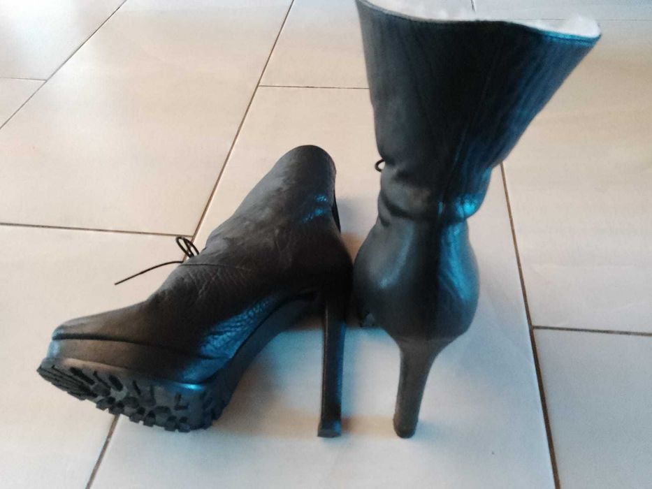 Ghete imblanite, ZARA, marimea 38!