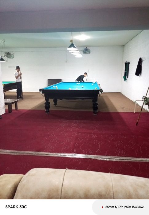 2ta bilyardni stol sotiladi 4000$