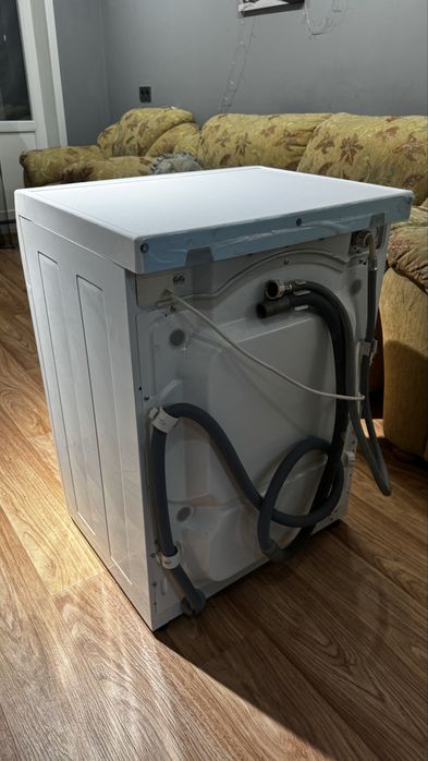 Продам стиральную машинку