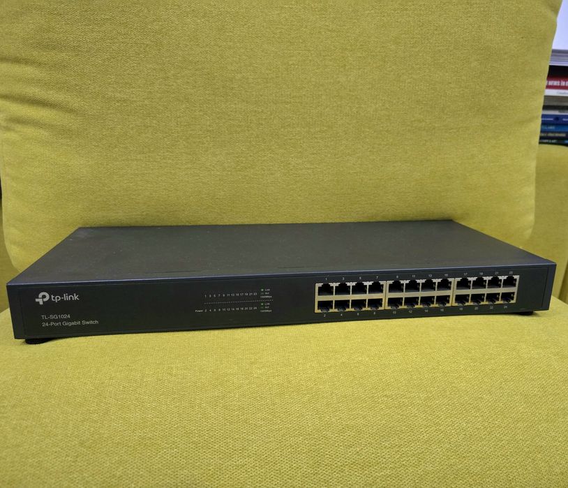 Switch TP-LINK TL-SG1024, 24 x 10/100/1000Mbps