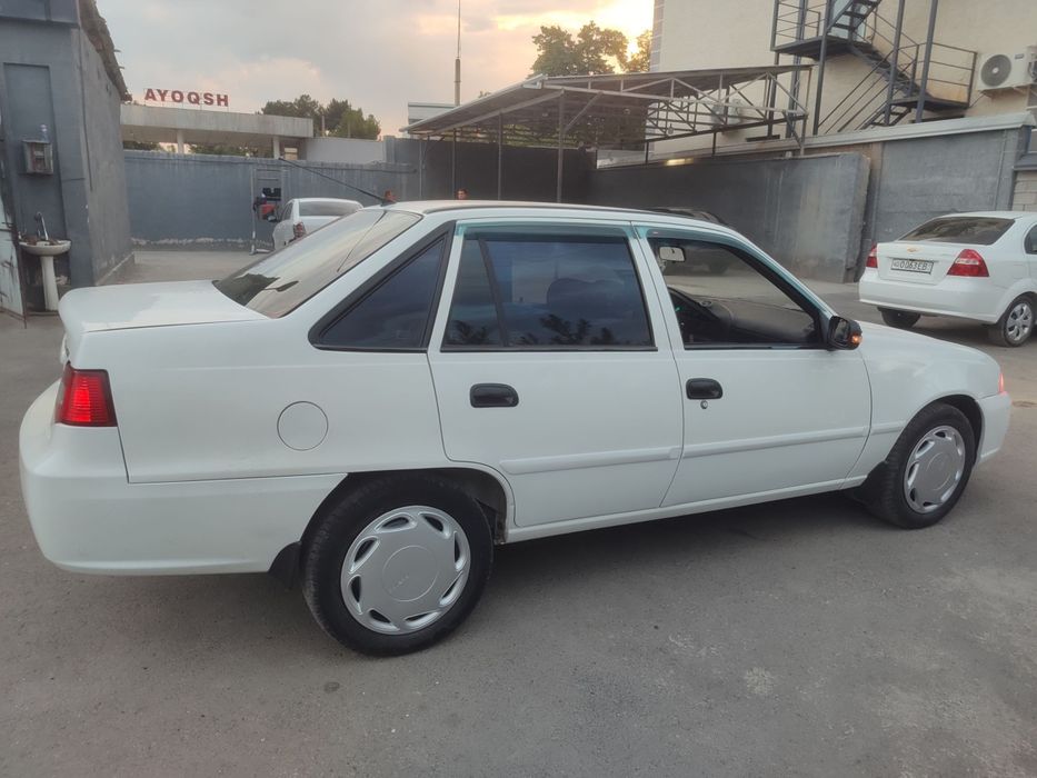 Nexia 2  sons gibrit 2015 Kraska  30% metan 4ta yumshok balon pult shu