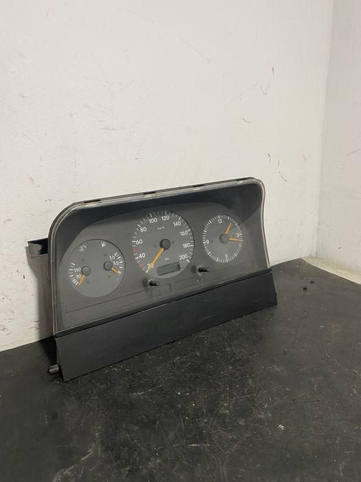 Ceas ceasuri bord Volkswagen Vw LT 2.8 TDI 2D0919850K LT 28 LT 46 LT35