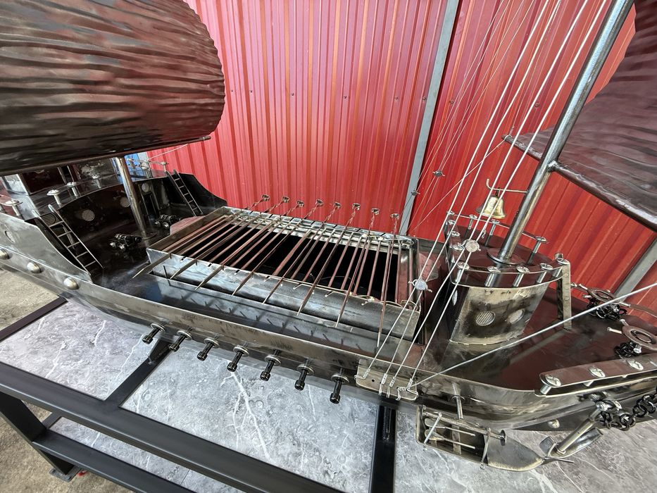 Эксклюзивный мангал ввиде корабля ручной работы