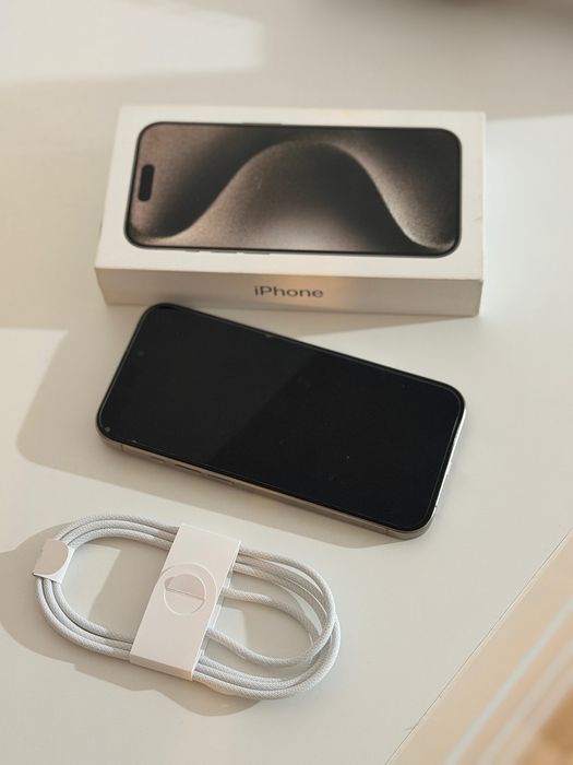 Iphone 15 PRO Natural titanium