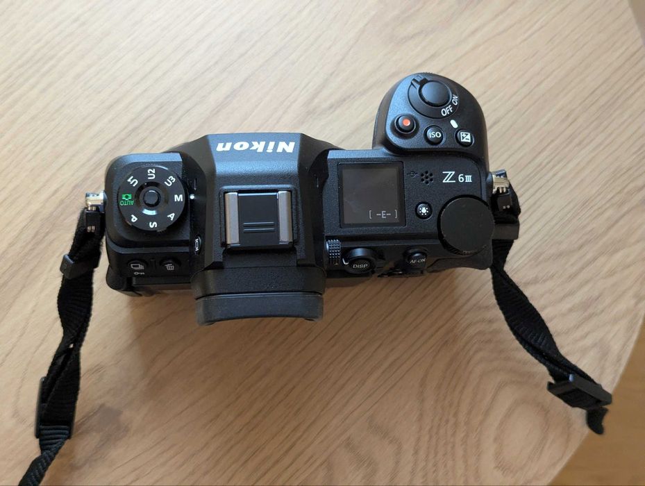 Nikon Z6 III – само тяло (механичен затвор – 2000 кадъра)