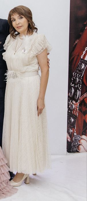 Вечерние платья