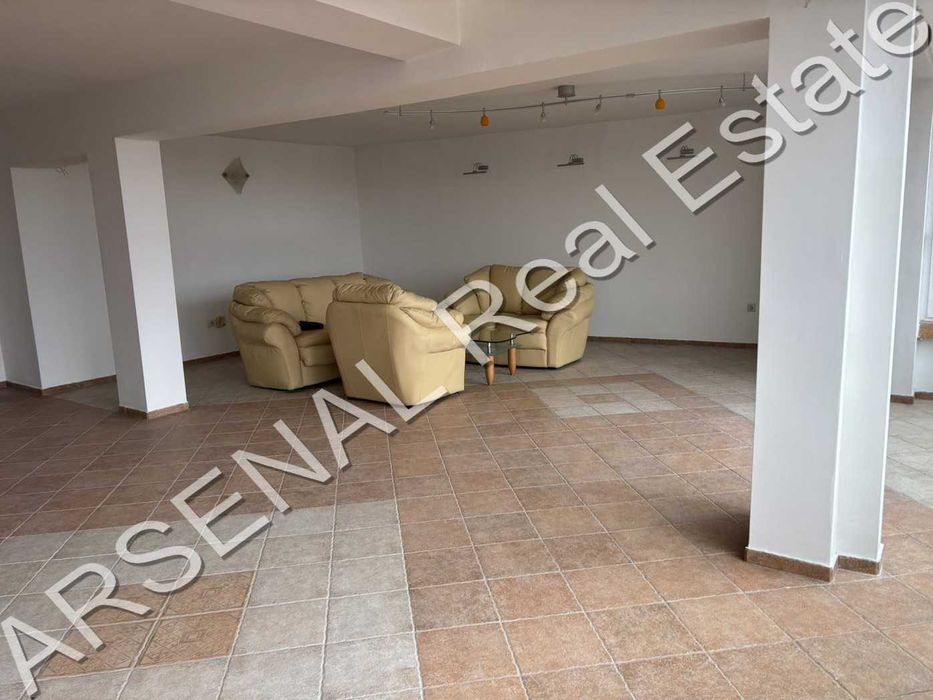 Продава се Тристаен апартамент в Варна, Бриз - 200 кв.м за 1658 €/кв.м - Снимка #11