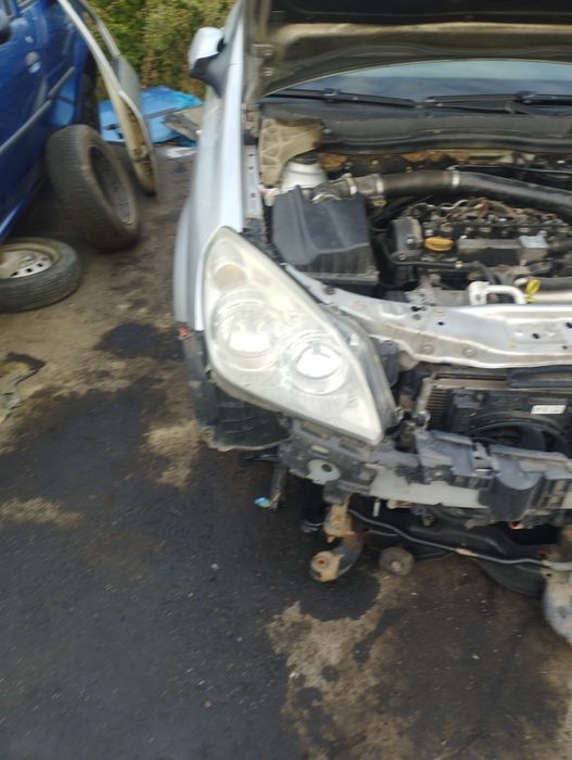 Far stânga dreapta Opel Astra h