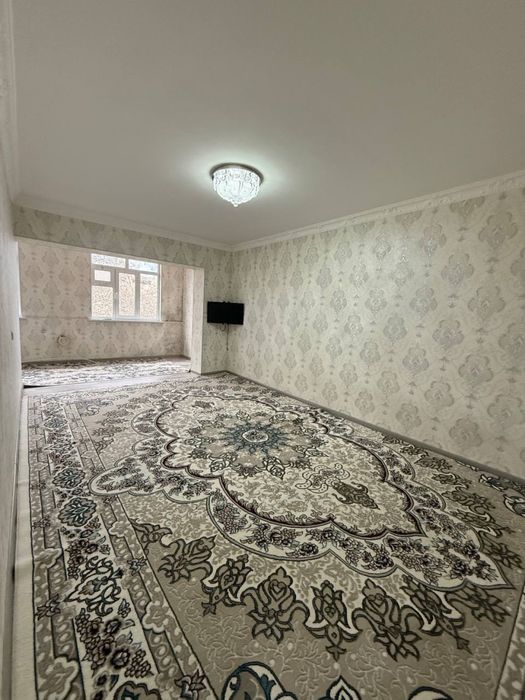 Продается ковер в отличном состоянии